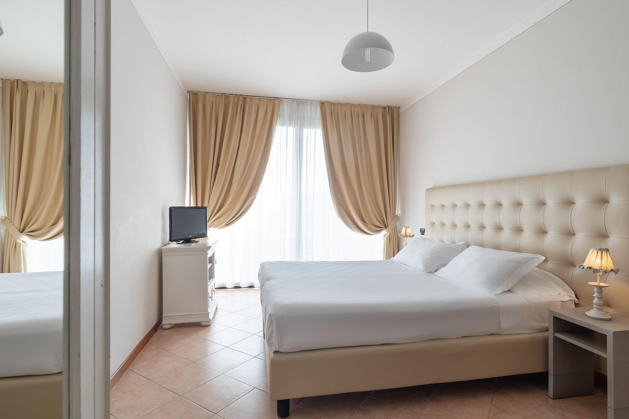 Il Sogno Apartments Desenzano del Garda Luaran gambar