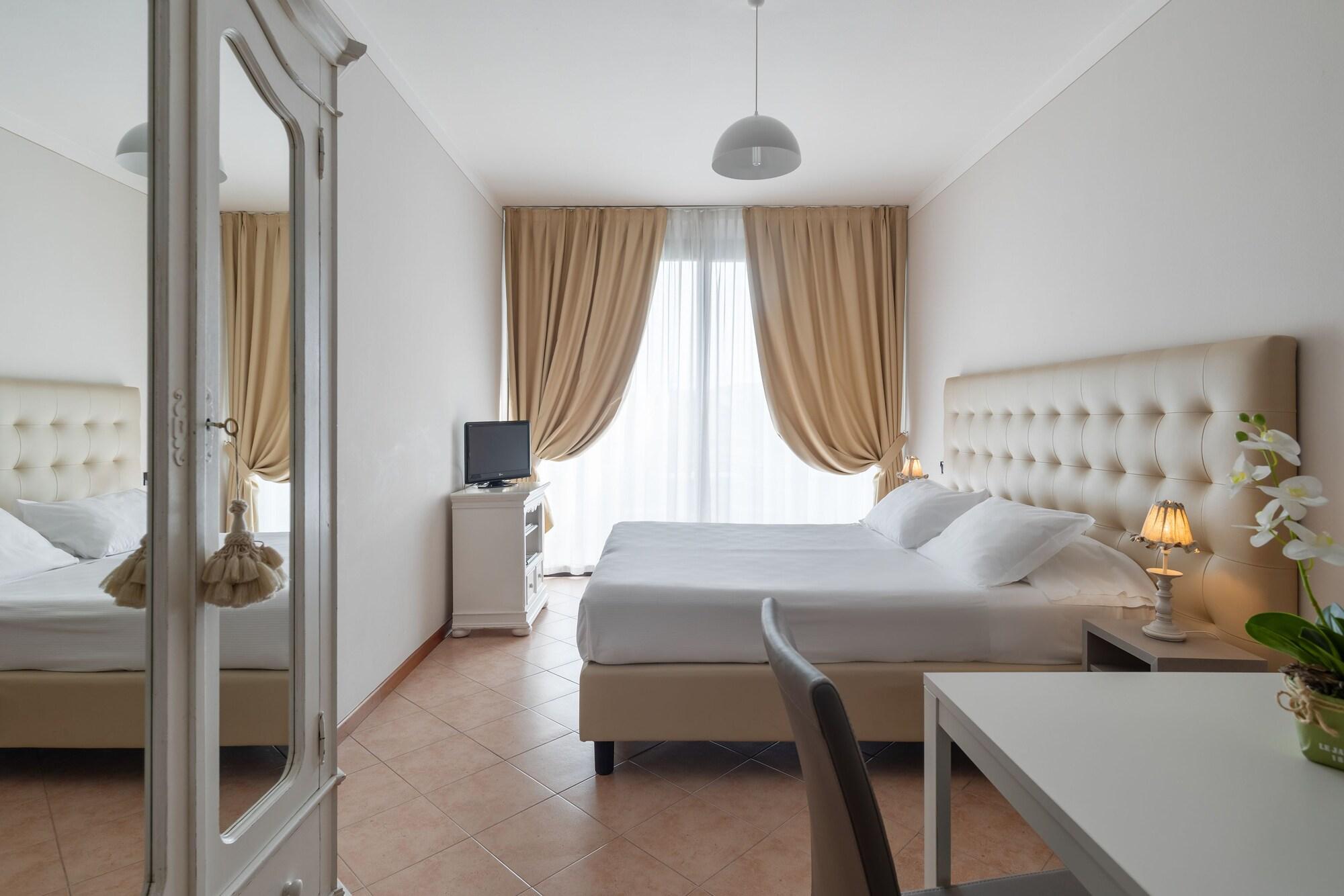 Il Sogno Apartments Desenzano del Garda Luaran gambar