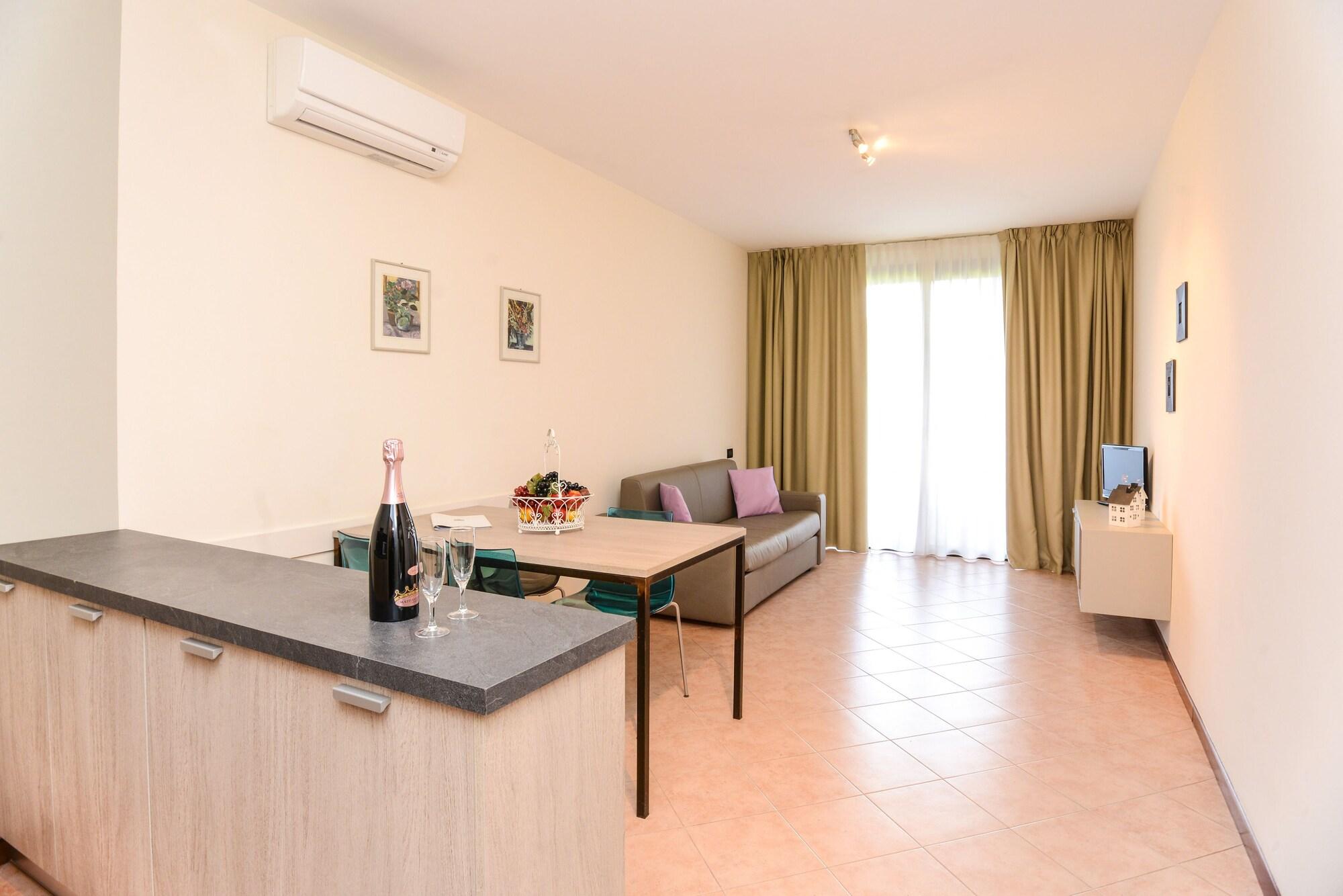 Il Sogno Apartments Desenzano del Garda Luaran gambar