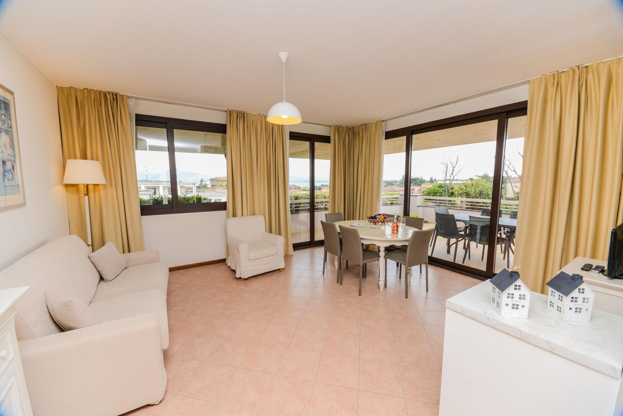 Il Sogno Apartments Desenzano del Garda Luaran gambar