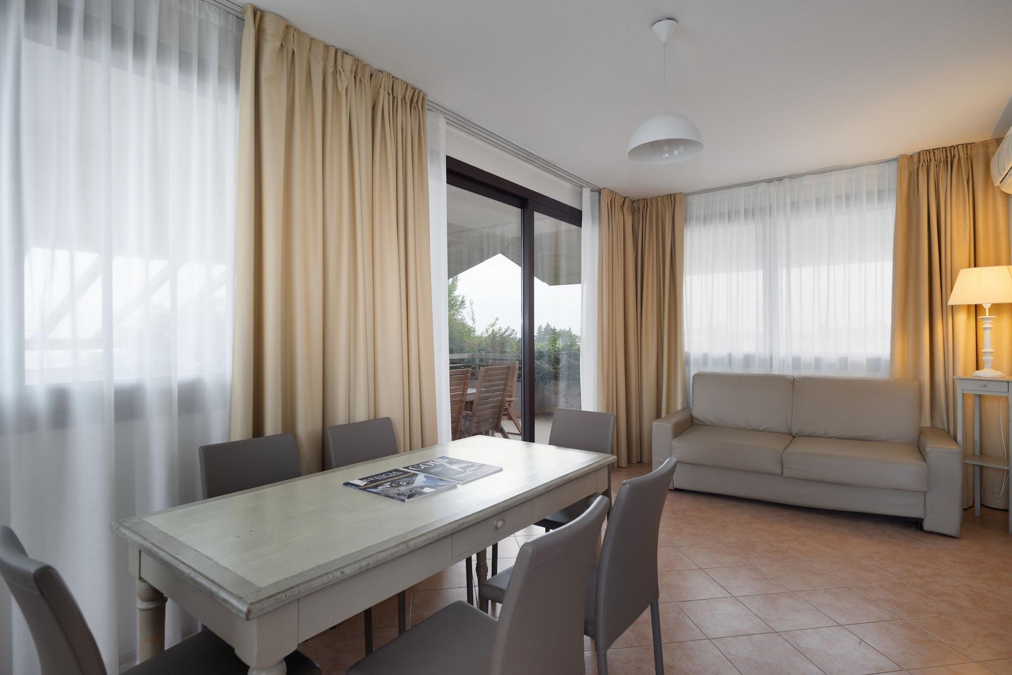 Il Sogno Apartments Desenzano del Garda Luaran gambar