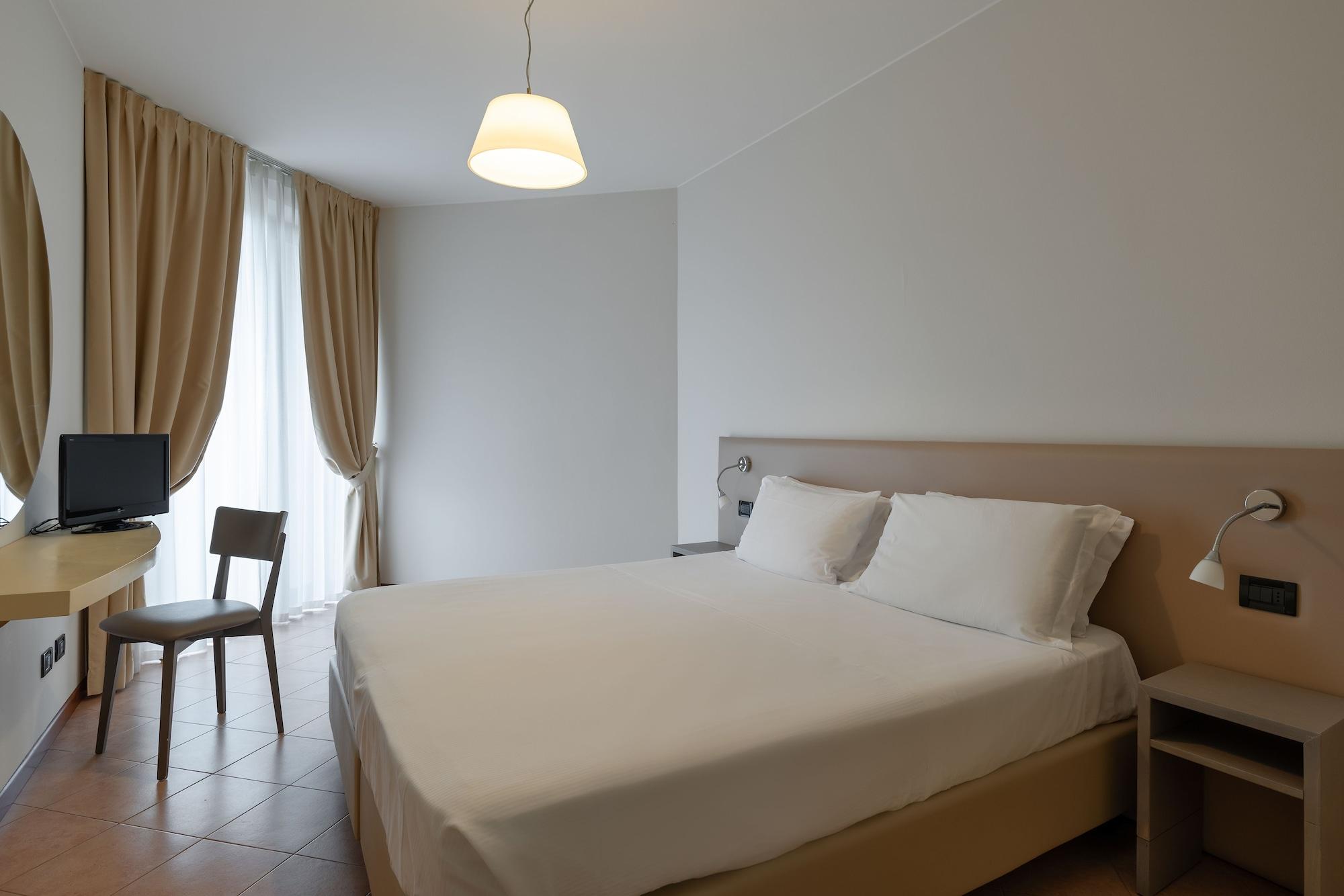 Il Sogno Apartments Desenzano del Garda Luaran gambar