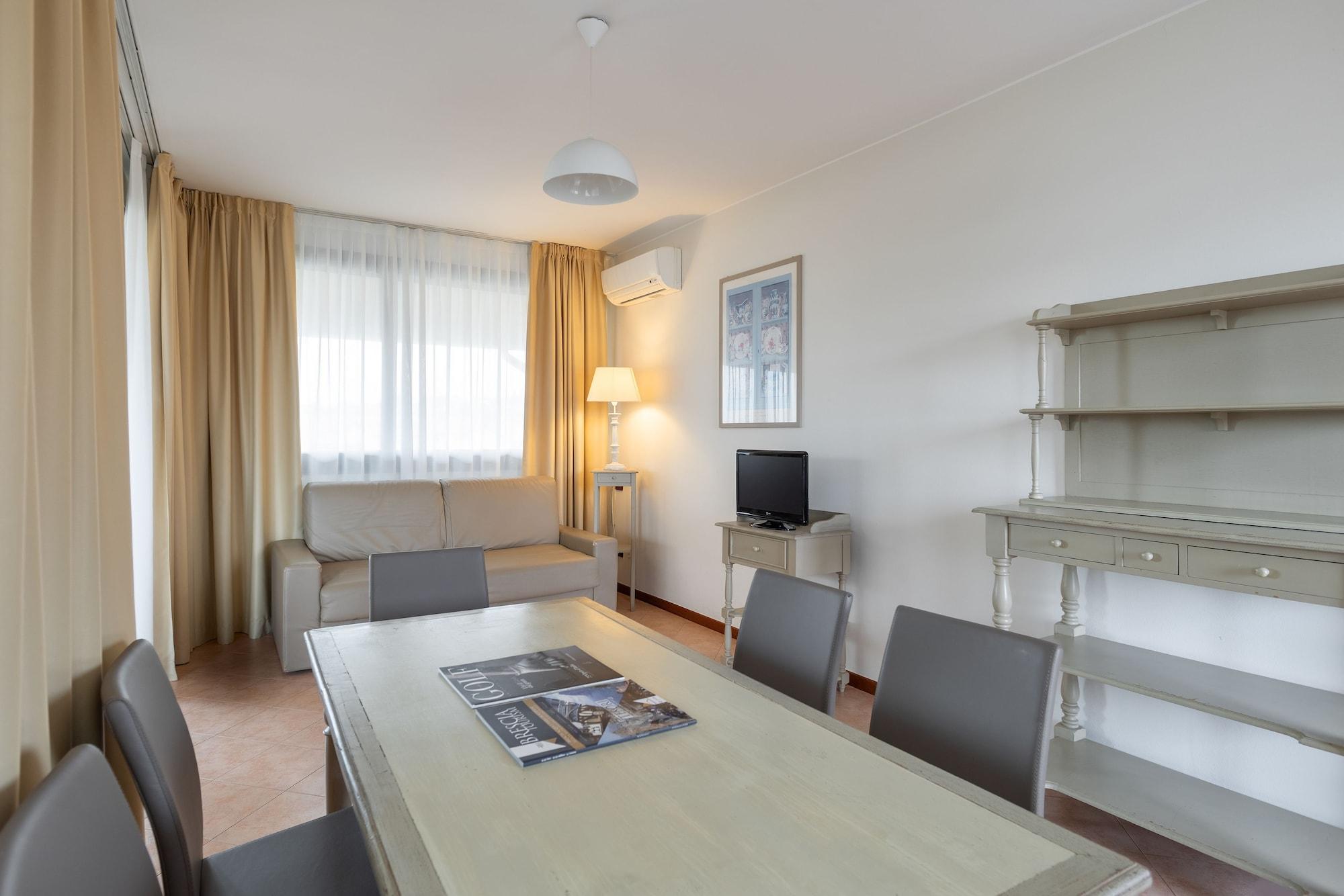 Il Sogno Apartments Desenzano del Garda Luaran gambar