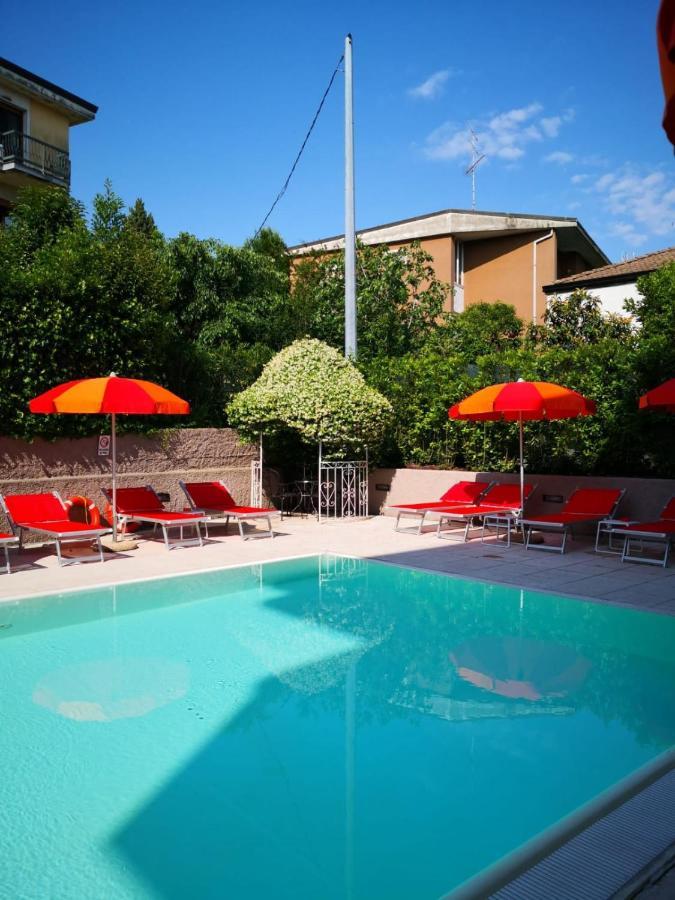 Il Sogno Apartments Desenzano del Garda Luaran gambar