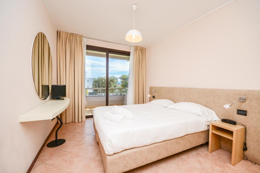 Il Sogno Apartments Desenzano del Garda Luaran gambar