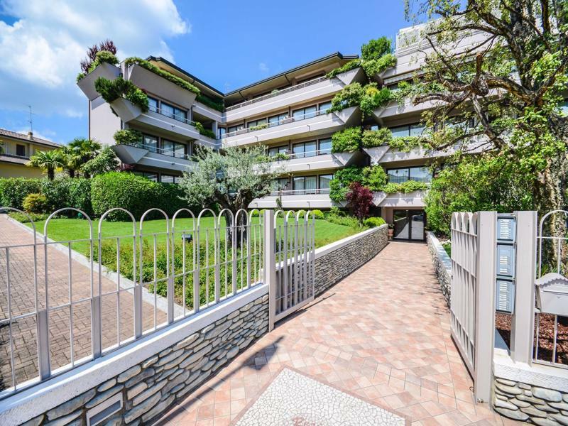 Il Sogno Apartments Desenzano del Garda Luaran gambar